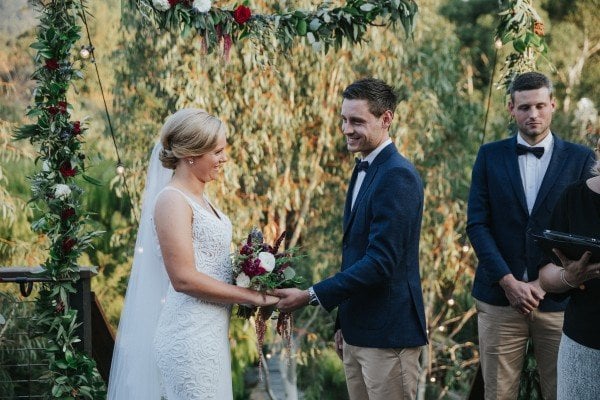 Les tâches de mariage de dernière minute que les gens oublient toujours image 3 | Soirée Blanche